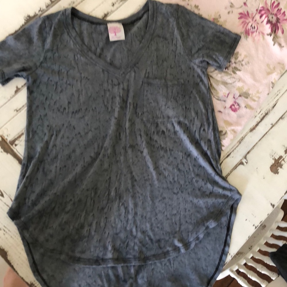 Gray rainfall T-shirt